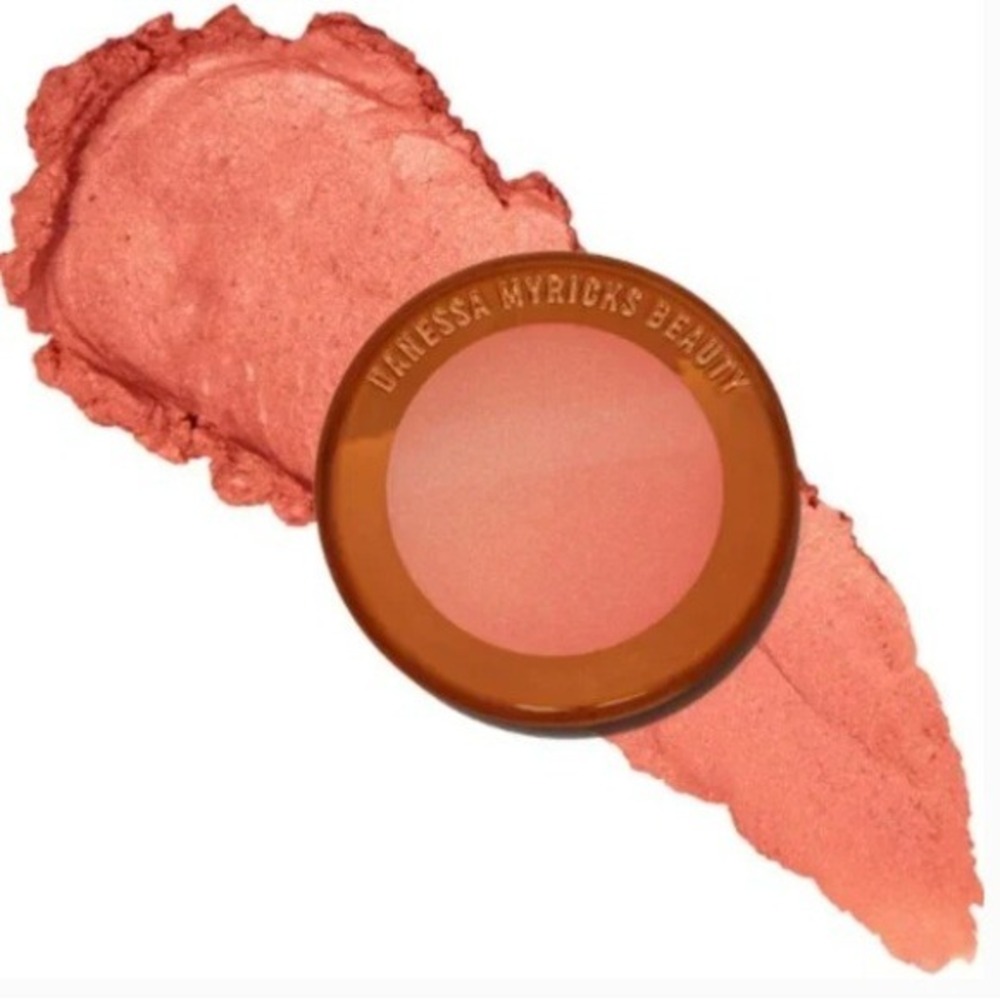 Danessa Myricks Beauty Yummy Skin Lowkey Blurring Balm Powder NIB SEALED